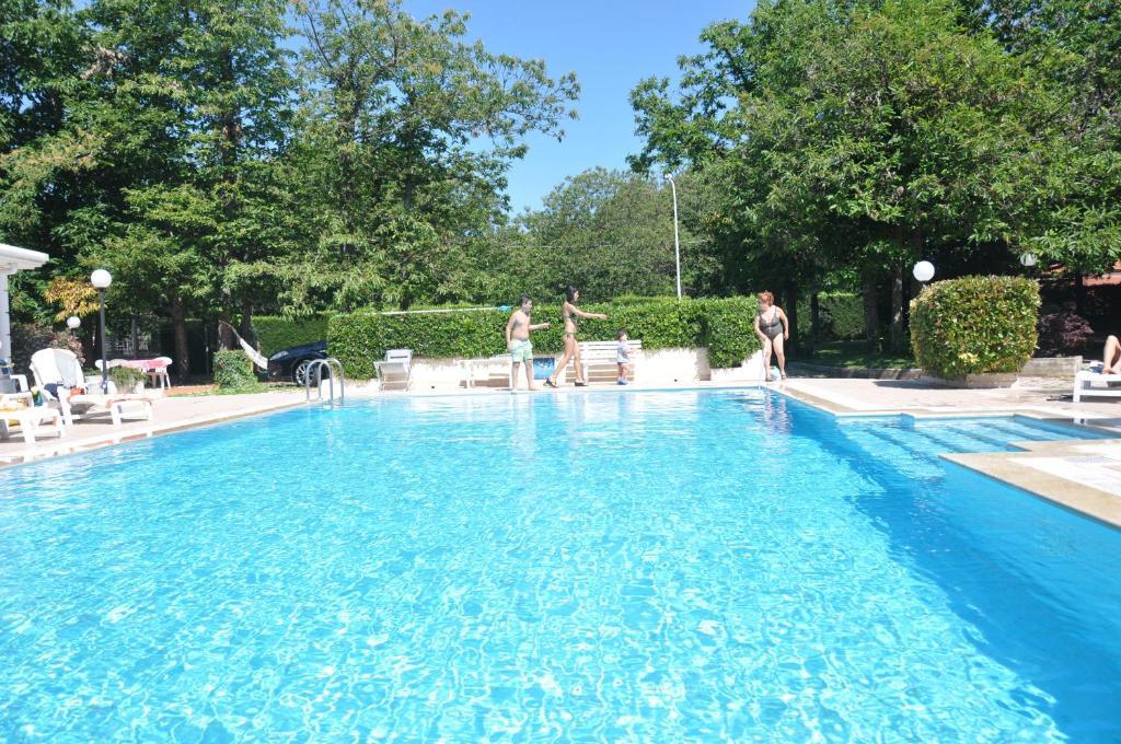 Hotel Gioia Garden Fiuggi Bagian luar foto