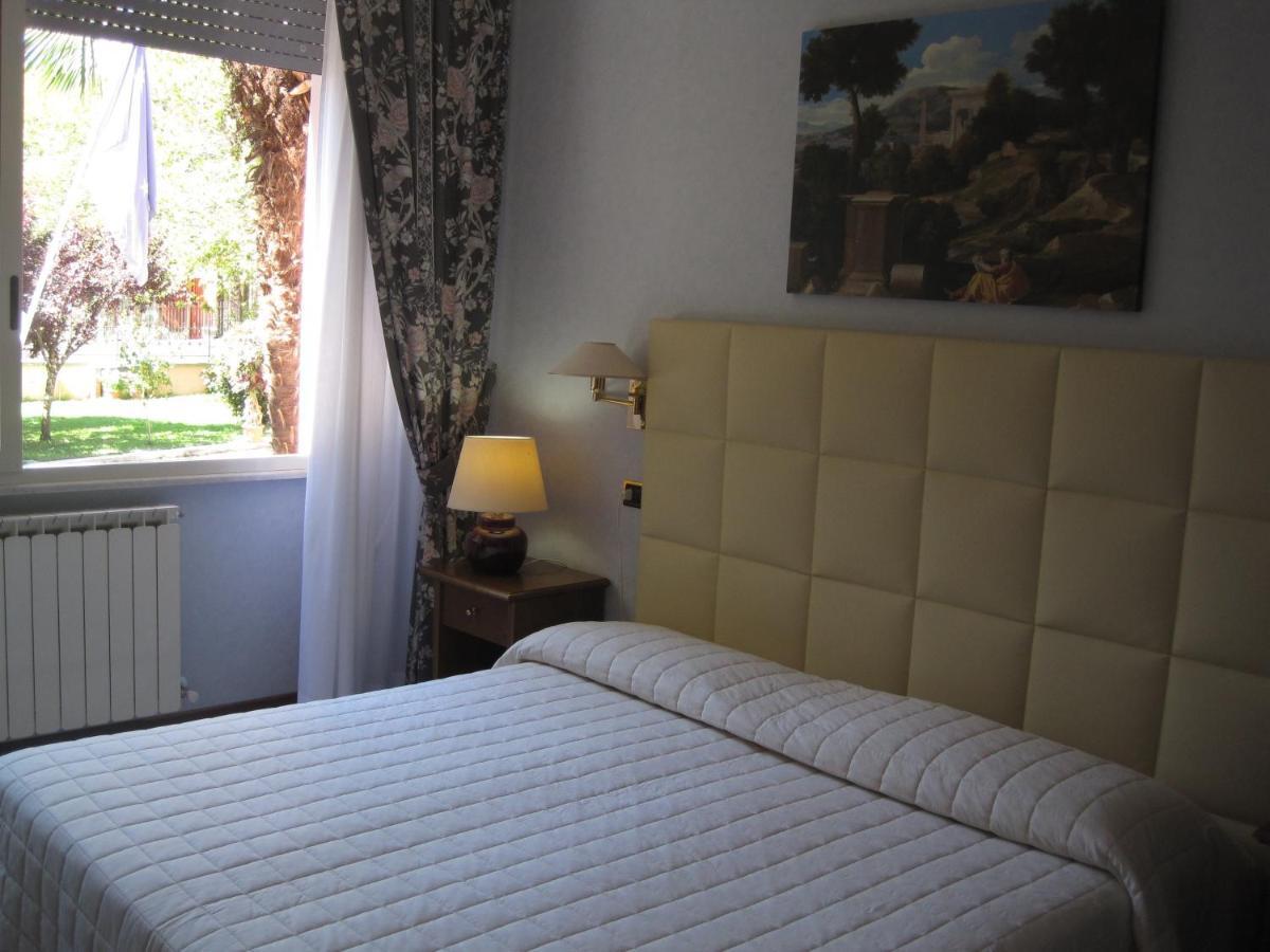 Hotel Gioia Garden Fiuggi Ruang foto
